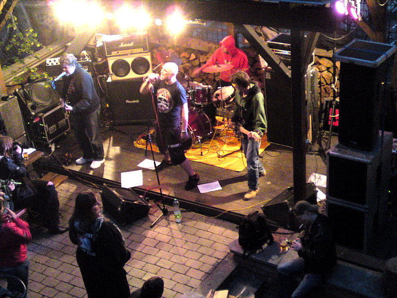 michael's uncle 30.4.2013 vyst�elen� voko